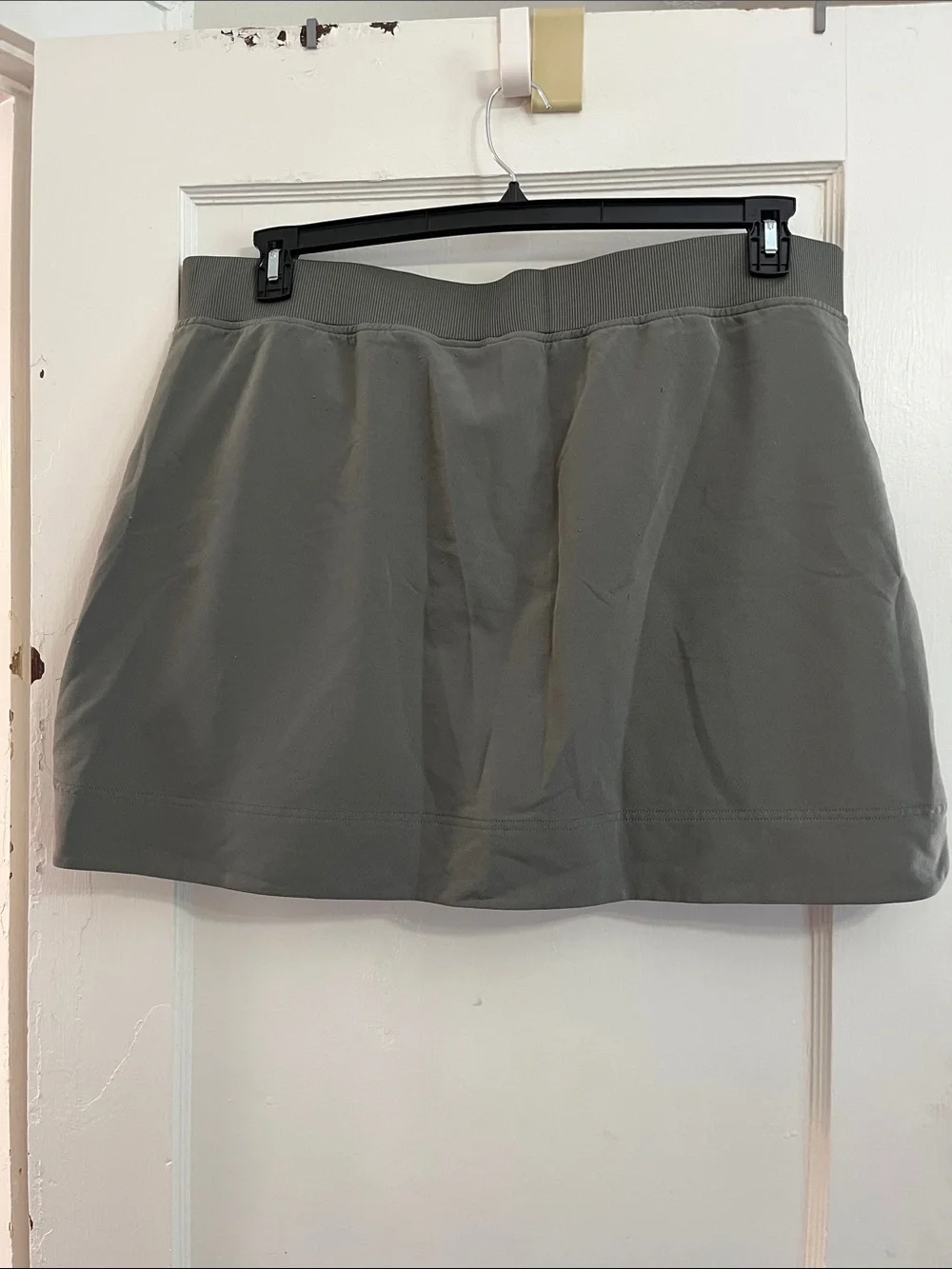 Everyday Stretch Mini Skort in Olive